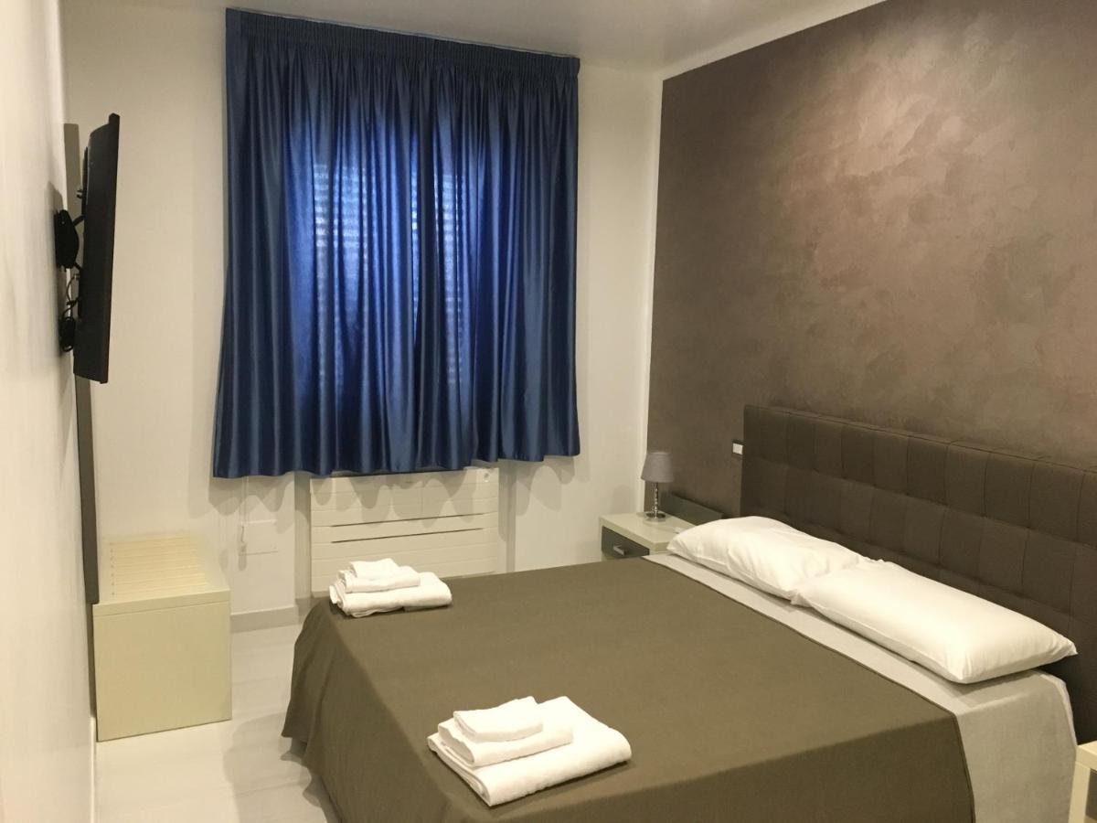 Madigans Rooms Bed&Breakfast レッチェ エクステリア 写真